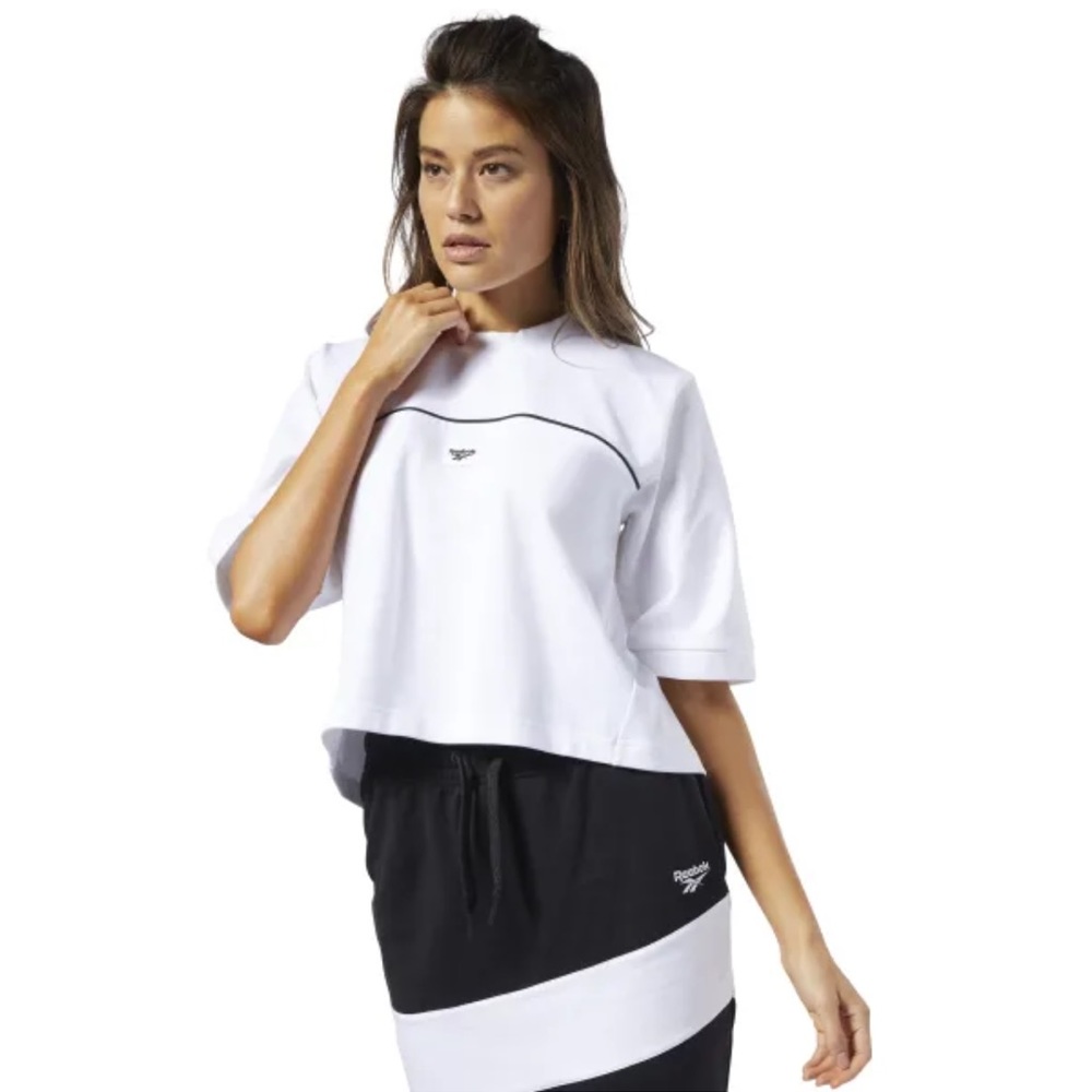 NWT Reebok classic advanced white cropped tee sz s